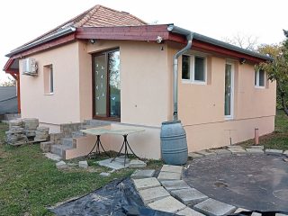 Eladó 120 m²-escsaládi ház XVII. Kerület (Rákoshegy) , Rózsahegy utca: 235'000'000 Ft