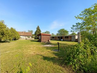 Eladó 4450 m²-estelek XVII. Kerület (Rákoshegy) , Rózsahegy utca: 135'000'000 Ft