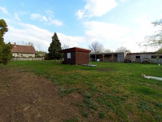 Eladó 4450 m²-estelek XVII. Kerület (Rákoshegy) , Rózsahegy utca: 135'000'000 Ft