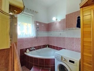 Eladó 136 m²-escsaládi ház XVII. Kerület (Rákoshegy) , Szilárd utca: 115'000'000 Ft