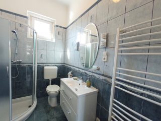 Eladó 178 m²-escsaládi ház XVII. Kerület (Rákoshegy) , Tessedik tér: 199'000'000 Ft