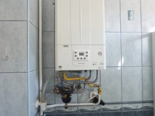 Eladó 178 m²-escsaládi ház XVII. Kerület (Rákoshegy) , Tessedik tér: 199'000'000 Ft