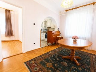 Eladó 178 m²-escsaládi ház XVII. Kerület (Rákoshegy) , Tessedik tér: 185'000'000 Ft