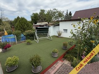Eladó 270 m²-escsaládi ház XVII. Kerület (Rákoshegy) , Vörösmarty u környékén lévő utca: 289'000'000 Ft