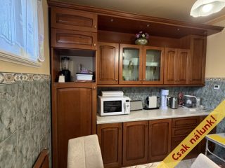 Eladó 270 m²-escsaládi ház XVII. Kerület (Rákoshegy) , Vörösmarty u környékén lévő utca: 289'000'000 Ft