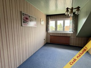 Eladó 270 m²-escsaládi ház XVII. Kerület (Rákoshegy) , Vörösmarty u környékén lévő utca: 289'000'000 Ft