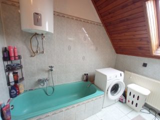 Eladó 160 m²-escsaládi ház XVII. Kerület (Rákoskeresztúr) , Felsőbánya utca: 152'000'000 Ft