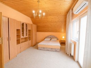 Eladó 160 m²-escsaládi ház XVII. Kerület (Rákoskeresztúr) , Felsőbánya utca: 152'000'000 Ft