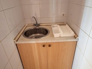 Eladó 240 m²-esüzlethelyiség utcai bejárattal XVII. Kerület (Rákoskeresztúr) , Ferihegyi út: 280'000'000 Ft