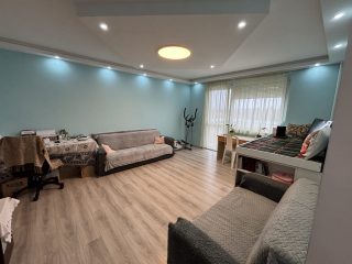 Eladó 58 m²-estársasházi lakás XVII. Kerület (Rákoskeresztúr) , Ferihegyi út: 69'900'000 Ft