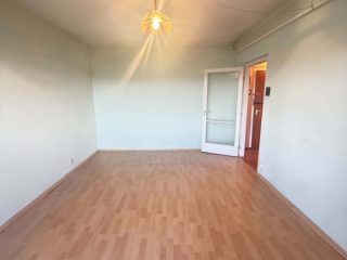 Eladó 34 m²-estársasházi lakás XVII. Kerület (Rákoskeresztúr) , Ferihegyi út: 39'900'000 Ft