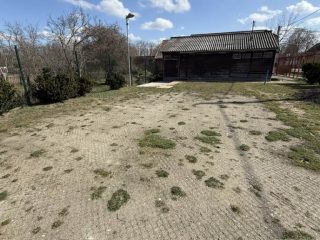 Kiadó 110 m²-esüzlethelyiség utcai bejárattal XVII. Kerület (Rákoskeresztúr) , Ferihegyi út: 508'000 Ft