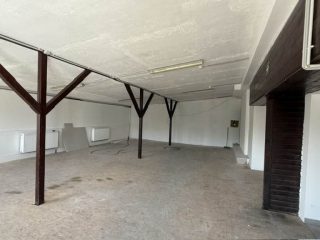 Kiadó 110 m²-esüzlethelyiség utcai bejárattal XVII. Kerület (Rákoskeresztúr) , Ferihegyi út: 508'000 Ft