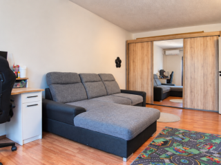 Eladó 73 m²-estársasházi lakás XVII. Kerület (Rákoskeresztúr) , Kis utca: 76'500'000 Ft