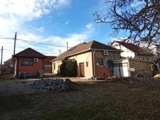 Eladó 76 m²-esüzlethelyiség utcai bejárattal XVII. Kerület (Rákoskeresztúr) , Pesti út: 89'000'000 Ft