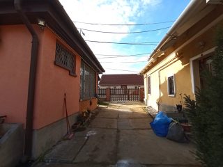 Eladó 76 m²-esüzlethelyiség utcai bejárattal XVII. Kerület (Rákoskeresztúr) , Pesti út: 89'000'000 Ft