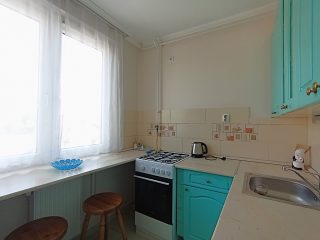 Eladó 36 m²-estársasházi lakás XVII. Kerület (Rákoskeresztúr) , Pesti út: 53'000'000 Ft