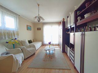 Eladó 36 m²-estársasházi lakás XVII. Kerület (Rákoskeresztúr) , Pesti út: 53'000'000 Ft