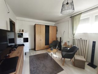 Eladó 37 m²-estársasházi lakás XVII. Kerület (Rákoskeresztúr) , Pesti út: 49'900'000 Ft