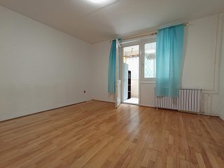 Kiadó 55 m²-estársasházi lakás XVII. Kerület (Rákoskeresztúr) , Pesti út: 200'000 Ft