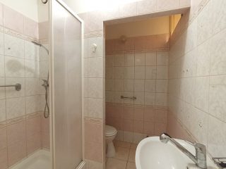 Kiadó 55 m²-estársasházi lakás XVII. Kerület (Rákoskeresztúr) , Pesti út: 200'000 Ft
