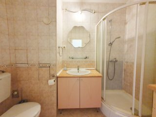 Eladó 36 m²-estársasházi lakás XVII. Kerület (Rákoskeresztúr) , Pesti út közeli utca: 49'900'000 Ft