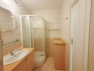 Eladó 36 m²-estársasházi lakás XVII. Kerület (Rákoskeresztúr) , Pesti út közeli utca: 49'900'000 Ft