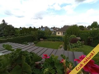 Eladó 144 m²-esikerház XVII. Kerület (Rákoskeresztúr) , Pesti úti lakóparkban található utca: 165'000'000 Ft