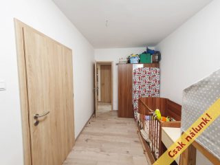 Eladó 63 m²-estársasházi lakás XVII. Kerület (Rákoskeresztúr) , Pesti úti lakótelep: 74'900'000 Ft