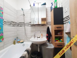 Eladó 63 m²-estársasházi lakás XVII. Kerület (Rákoskeresztúr) , Pesti úti lakótelep: 74'900'000 Ft