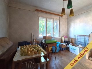 Eladó 70 m²-escsaládi ház XVII. Kerület (Rákoskeresztúr) , Pesti útra merőleges utca: 70'000'000 Ft