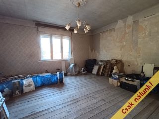 Eladó 70 m²-escsaládi ház XVII. Kerület (Rákoskeresztúr) , Pesti útra merőleges utca: 70'000'000 Ft