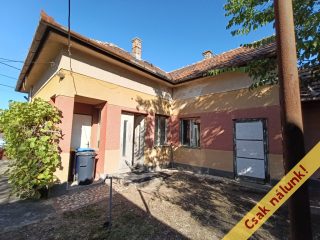 Eladó 70 m²-escsaládi ház XVII. Kerület (Rákoskeresztúr) , Pesti útra merőleges utca: 70'000'000 Ft