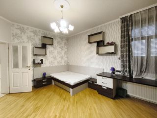 Eladó 360 m²-escsaládi ház XVII. Kerület (Rákoskeresztúr) , Rákoskeresztúr: 425'000'000 Ft