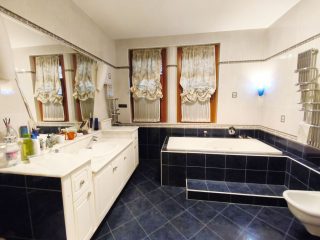 Eladó 360 m²-escsaládi ház XVII. Kerület (Rákoskeresztúr) , Rákoskeresztúr: 425'000'000 Ft