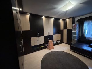 Eladó 350 m²-escsaládi ház XVII. Kerület (Rákoskeresztúr) , Rákoskeresztúr: 349'000'000 Ft