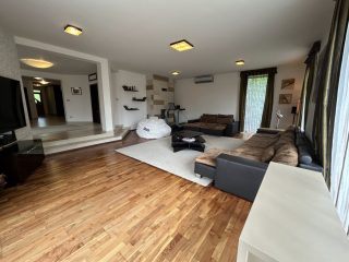 Eladó 350 m²-escsaládi ház XVII. Kerület (Rákoskeresztúr) , Rákoskeresztúr: 349'000'000 Ft