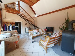 Eladó 188 m²-escsaládi ház XVII. Kerület (Rákoskeresztúr) , Rákoskeresztúr Városközpont közeli utca: 219'000'000 Ft