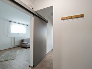 Kiadó 36 m²-estársasházi lakás XVII. Kerület (Rákoskeresztúr) , Újlak utca: 190'000 Ft