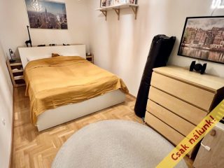 Eladó 68 m²-estársasházi lakás XVII. Kerület (Rákoskeresztúr) , Vároközpontban lévő utca: 81'900'000 Ft