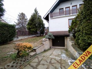 Eladó 142 m²-escsaládi ház XVII. Kerület (Rákoskert) , Csengés utca környéke utca: 110'000'000 Ft