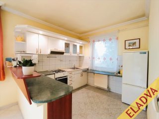 Eladó 142 m²-escsaládi ház XVII. Kerület (Rákoskert) , Csengés utca környéke utca: 110'000'000 Ft