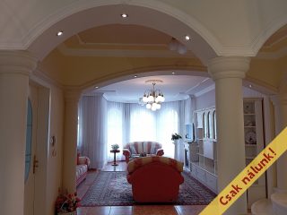 Eladó 172 m²-escsaládi ház XVII. Kerület (Rákoskert) , Erzsébet körút környéki utca: 198'000'000 Ft