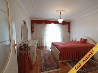 Eladó 172 m²-escsaládi ház XVII. Kerület (Rákoskert) , Erzsébet körút környéki utca: 198'000'000 Ft