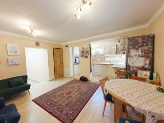 Eladó 116 m²-escsaládi ház XVII. Kerület (Rákoskert) , Pesti út közeli utca: 110'000'000 Ft