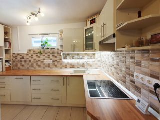 Eladó 116 m²-escsaládi ház XVII. Kerület (Rákoskert) , Pesti út közeli utca: 110'000'000 Ft