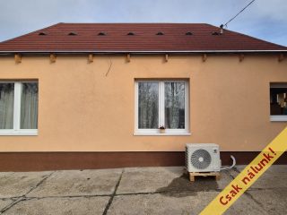 Eladó 46 m²-esházrész XVII. Kerület (Rákoskert) , Pesti utca: 55'000'000 Ft