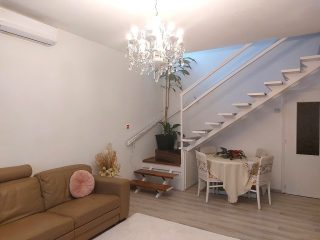 Eladó 220 m²-escsaládi ház XVII. Kerület (Rákoskert) , Rákoskert: 149'900'000 Ft