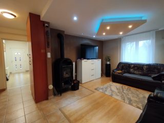 Eladó 175 m²-escsaládi ház XVII. Kerület (Rákoskert) , Rózsaszál utca: 125'000'000 Ft