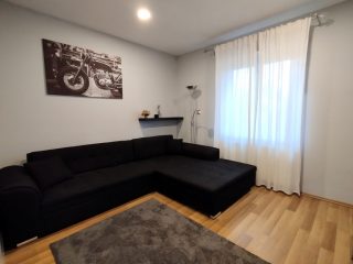 Eladó 175 m²-escsaládi ház XVII. Kerület (Rákoskert) , Rózsaszál utca: 125'000'000 Ft